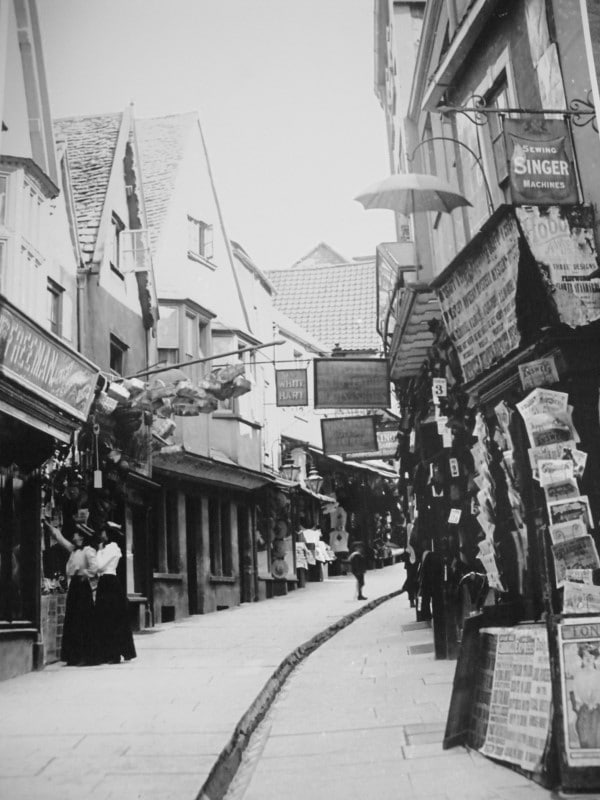 Photograph of Cheap Street, Frome in 1906 from the archive